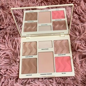 COVER FX Perfector Face Palette in Light-Medium